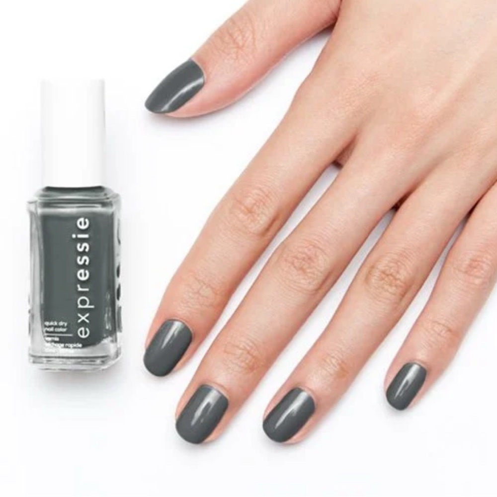 New essie expressie nail polish 950 cut to the chase